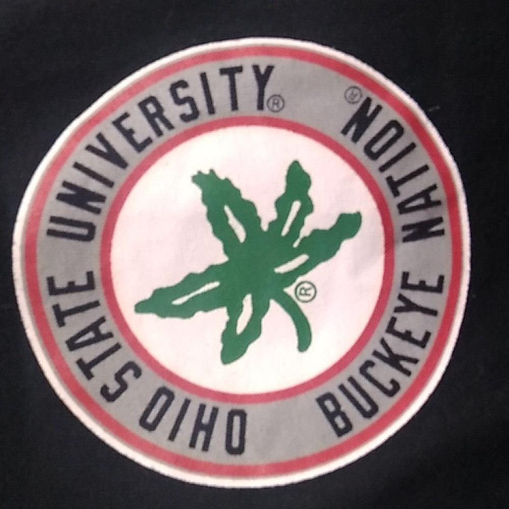 (C-31) SALE! NWT Ohio State Buckeyes Long Sleeve Tee Sz.M - Picture 2 of 7
